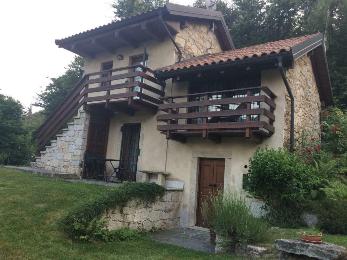 Villino Camparbino Villa Madonna Del Sasso Exterior photo